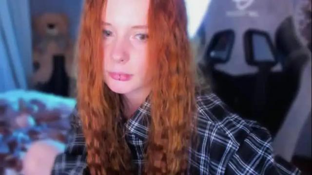 Image 4 of klementinagirl Stream on Chaturbate on 4 months ago