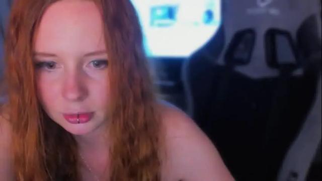 Image 6 of klementinagirl Stream on Chaturbate on 4 months ago