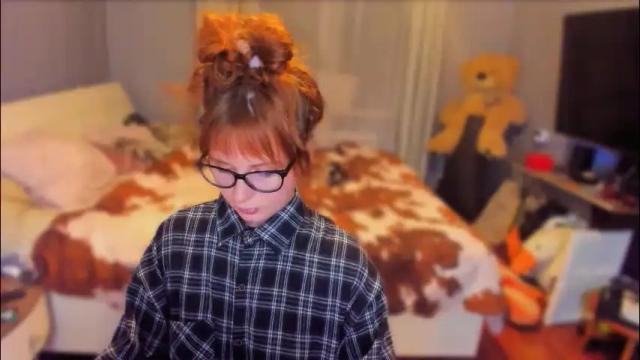 Image 8 of klementinagirl Stream on Chaturbate on 1 month ago
