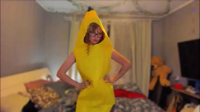 Image 7 of klementinagirl Stream on Chaturbate on 1 month ago