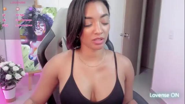 Image 11 of kleogold_1 Stream on Chaturbate on 2 months ago