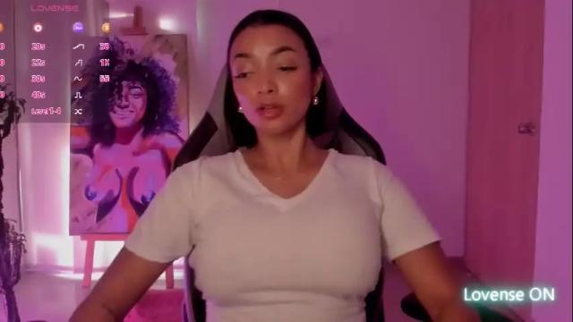Image 4 of kleogold_1 Stream on Chaturbate on 1 month ago