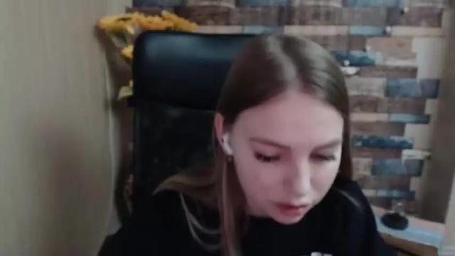 Image 2 of klerkarina Stream on Chaturbate on 7 months ago