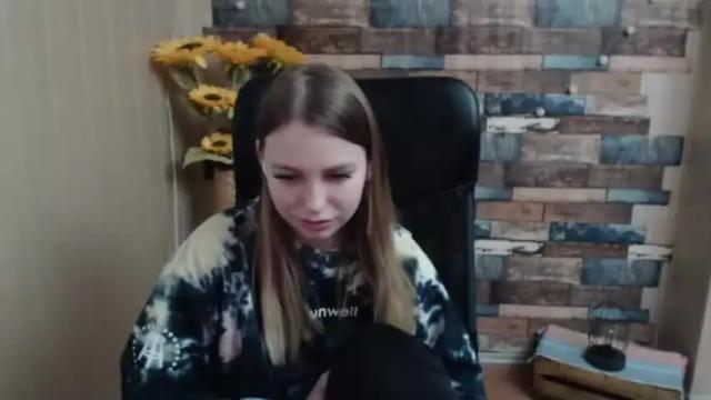 Image 3 of klerkarina Stream on Chaturbate on 6 months ago