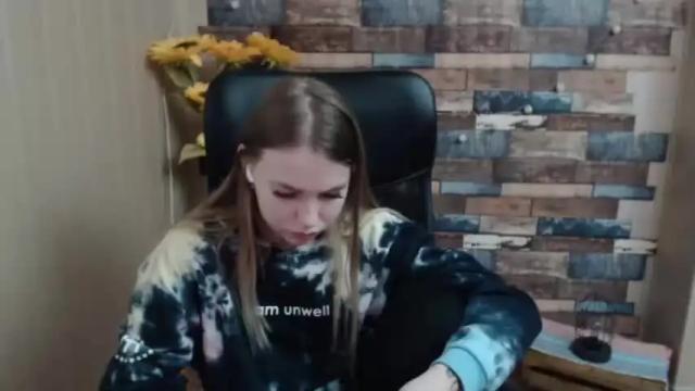 Image 6 of klerkarina Stream on Chaturbate on 6 months ago