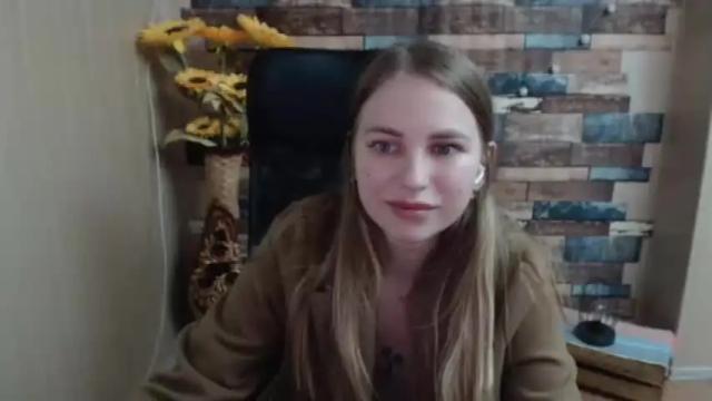Image 11 of klerkarina Stream on Chaturbate on 14 months ago