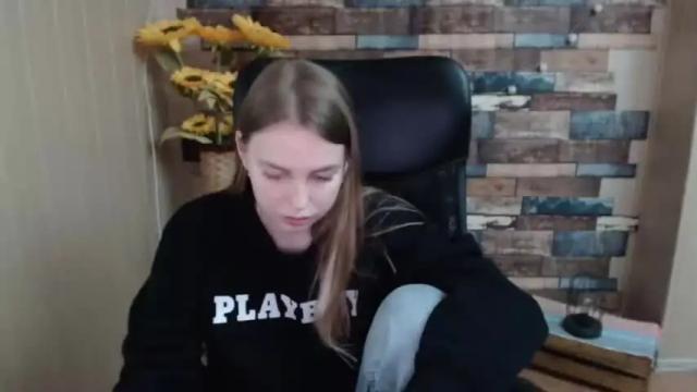 Image 2 of klerkarina Stream on Chaturbate on 14 months ago