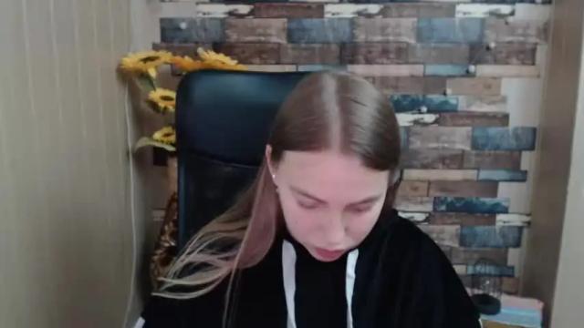 Thumbnail 1, klerkarina's Stream at Chaturbate, 13 months ago