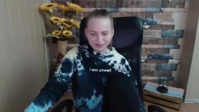Image 2 of klerkarina Stream on Chaturbate on 13 months ago