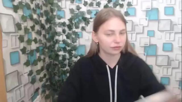 Image 3 of klerkarina Stream on Chaturbate on 1 month ago