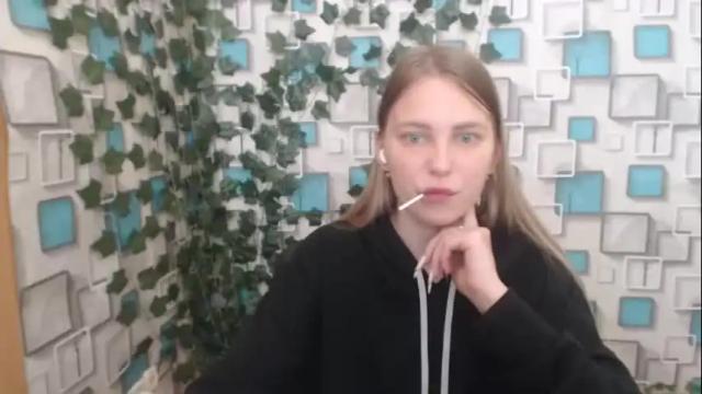 Image 4 of klerkarina Stream on Chaturbate on 1 month ago