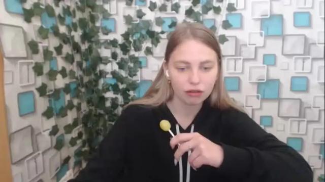 Image 6 of klerkarina Stream on Chaturbate on 1 month ago