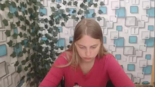 Image 6 of klerkarina Stream on Chaturbate on 9 days ago