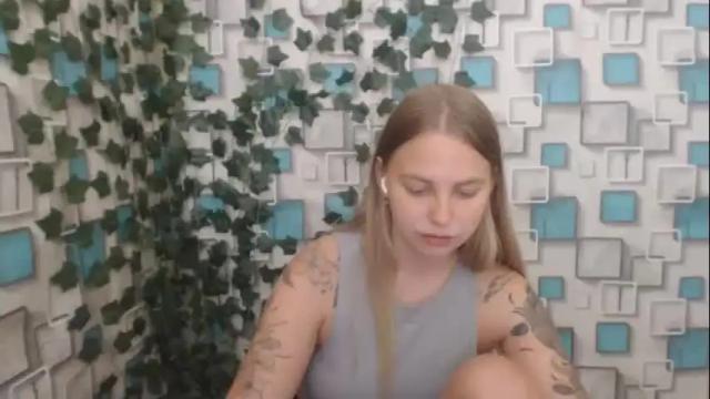 Image 6 of klerkarina Stream on Chaturbate on 2 days ago