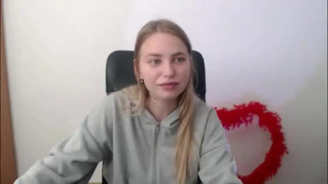 Image 2 of klerkarina Stream on Chaturbate on 2 months ago