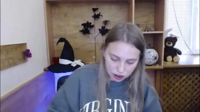 Image 10 of klerkarina Stream on Chaturbate on 2 months ago