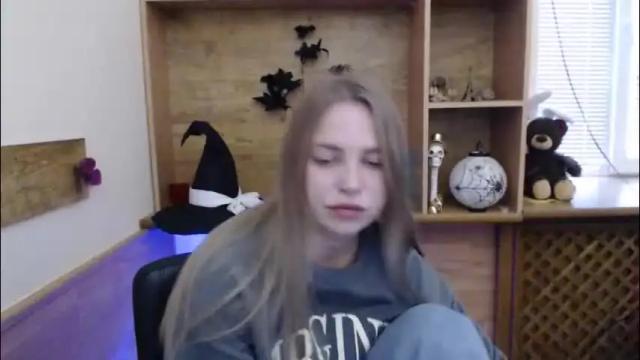 Image 8 of klerkarina Stream on Chaturbate on 2 months ago