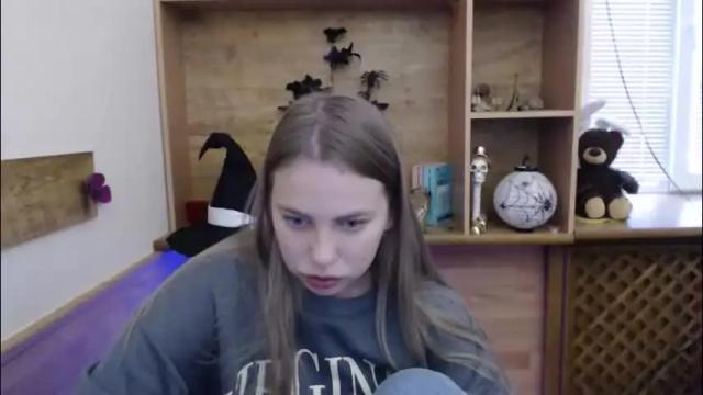 Thumbnail 3, klerkarina's Stream at Chaturbate, 1 month ago