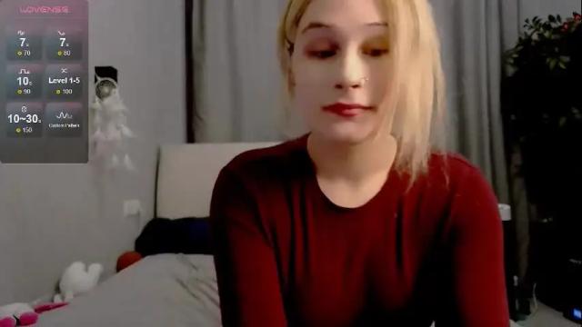 Image 3 of klin_miller Stream on Chaturbate on 10 days ago
