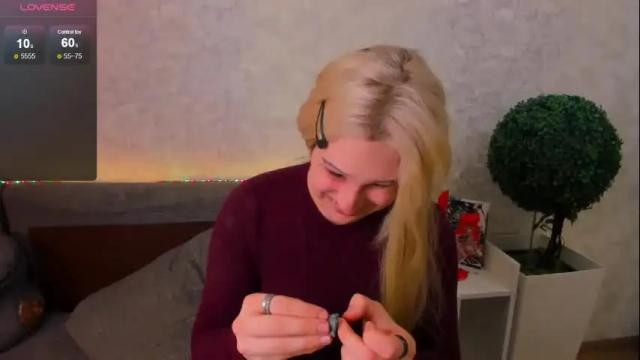 Image 7 of klin_miller Stream on Chaturbate on 22 days ago