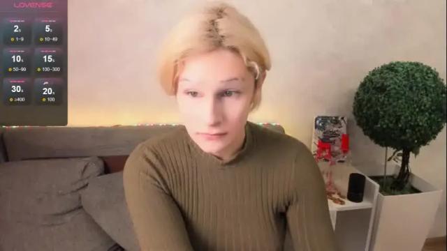 Image 2 of klin_miller Stream on Chaturbate on 13 days ago