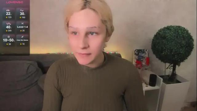 Image 4 of klin_miller Stream on Chaturbate on 12 days ago