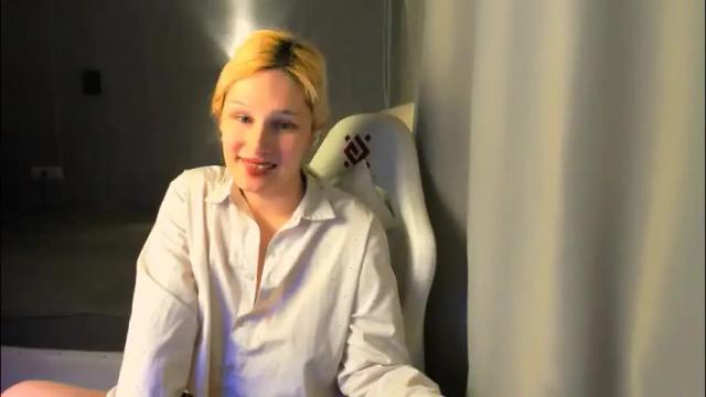 Image 2 of klin_miller Stream on Chaturbate on 1 month ago