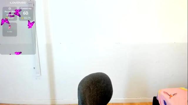 Image 4 of kloe__11 Stream on Chaturbate on 11 days ago