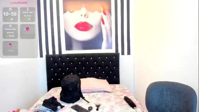 Image 10 of kloe__11 Stream on Chaturbate on 6 months ago