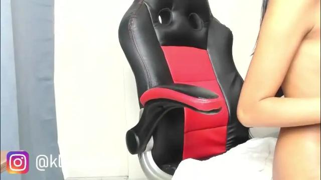 Image 8 of kloe_squirts Stream on Chaturbate on 29 days ago