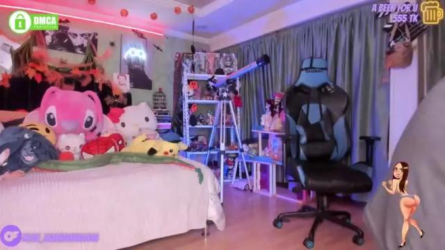 Thumbnail 3, kloelamaravilla18's Stream at Chaturbate, 21 months ago