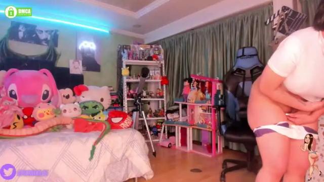 Image 12 of kloelamaravilla18 Stream on Chaturbate on 18 months ago