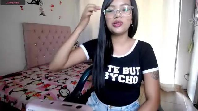 Image 4 of kloy_sech Stream on Chaturbate on 7 months ago