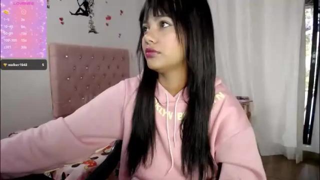 Image 4 of kloy_sech Stream on Chaturbate on 1 month ago