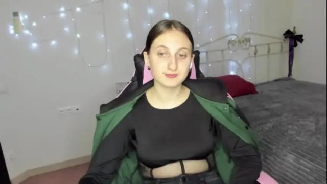 Thumbnail 2, kommunelifoxi's Stream at Chaturbate, 28 days ago