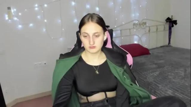 Thumbnail 3, kommunelifoxi's Stream at Chaturbate, 28 days ago