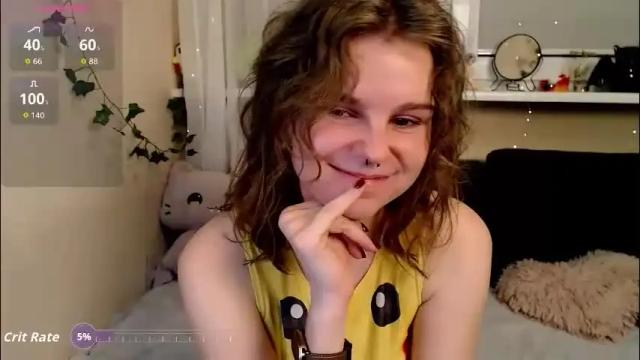 Image 8 of komorebbi Stream on Chaturbate on 2 months ago