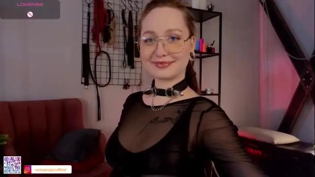 Image 12 of koracrosbie Stream on Chaturbate on 1 month ago
