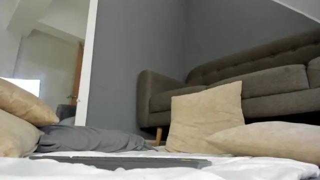 Image 7 of koralayn_tunes Stream on Chaturbate on 22 months ago