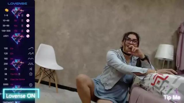 Image 4 of koralhoffman Stream on Chaturbate on 24 months ago