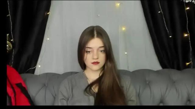 Image 8 of koralinmoore Stream on Chaturbate on 15 months ago