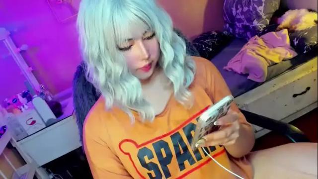 Image 7 of koreandollts Stream on Chaturbate on 19 days ago