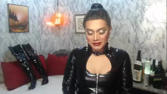 Image 7 of koronaqueen Stream on Chaturbate on 19 months ago