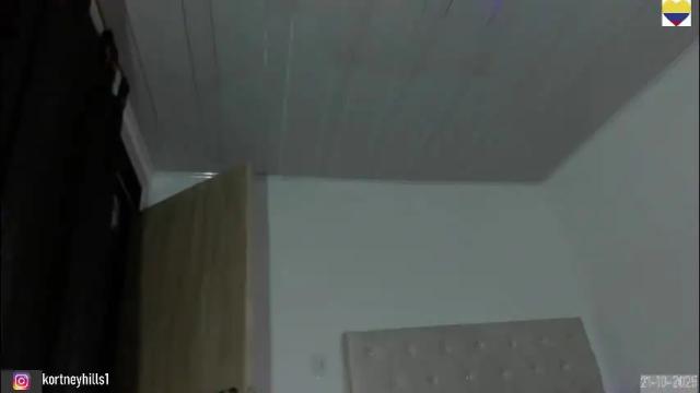 Image 3 of kortneyhills Stream on Chaturbate on 2 days ago