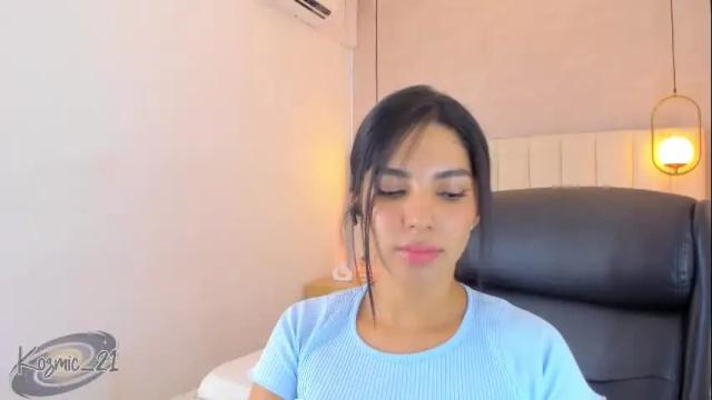 Image 12 of kosmic_21 Stream on Chaturbate on 1 month ago