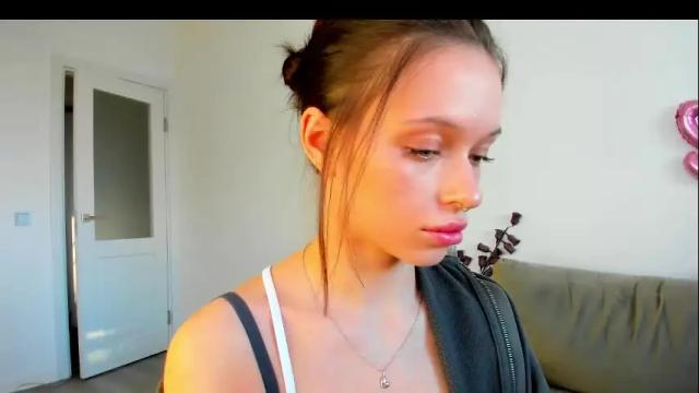 Image 12 of kossie_ Stream on Chaturbate on 1 month ago