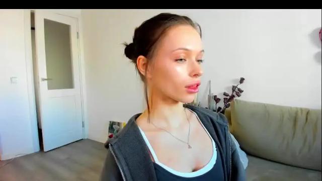 Image 2 of kossie_ Stream on Chaturbate on 1 month ago
