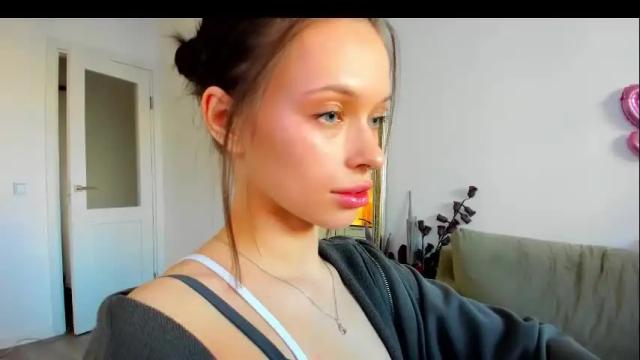 Image 8 of kossie_ Stream on Chaturbate on 1 month ago