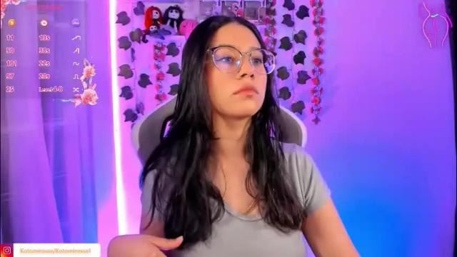 Image 2 of kotomi_rosse Stream on Chaturbate on 3 months ago