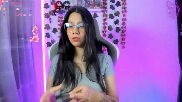 Image 2 of kotomi_rosse Stream on Chaturbate on 7 days ago